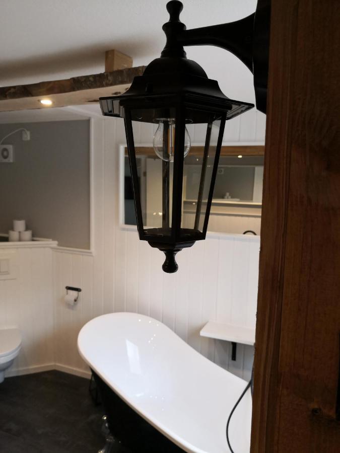 Old School Pa Eidslandet - Exclusive Apartment Εξωτερικό φωτογραφία